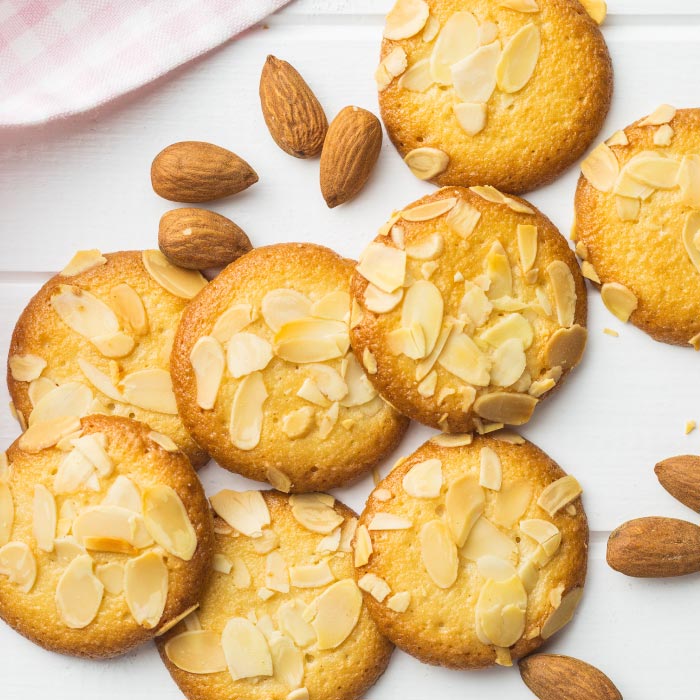 https://www.snowflake.co.za/simple-files/b9c8818314944dd790496d1c2db0625a/occasions-festive-season-coconut-almond-biscuits.jpg