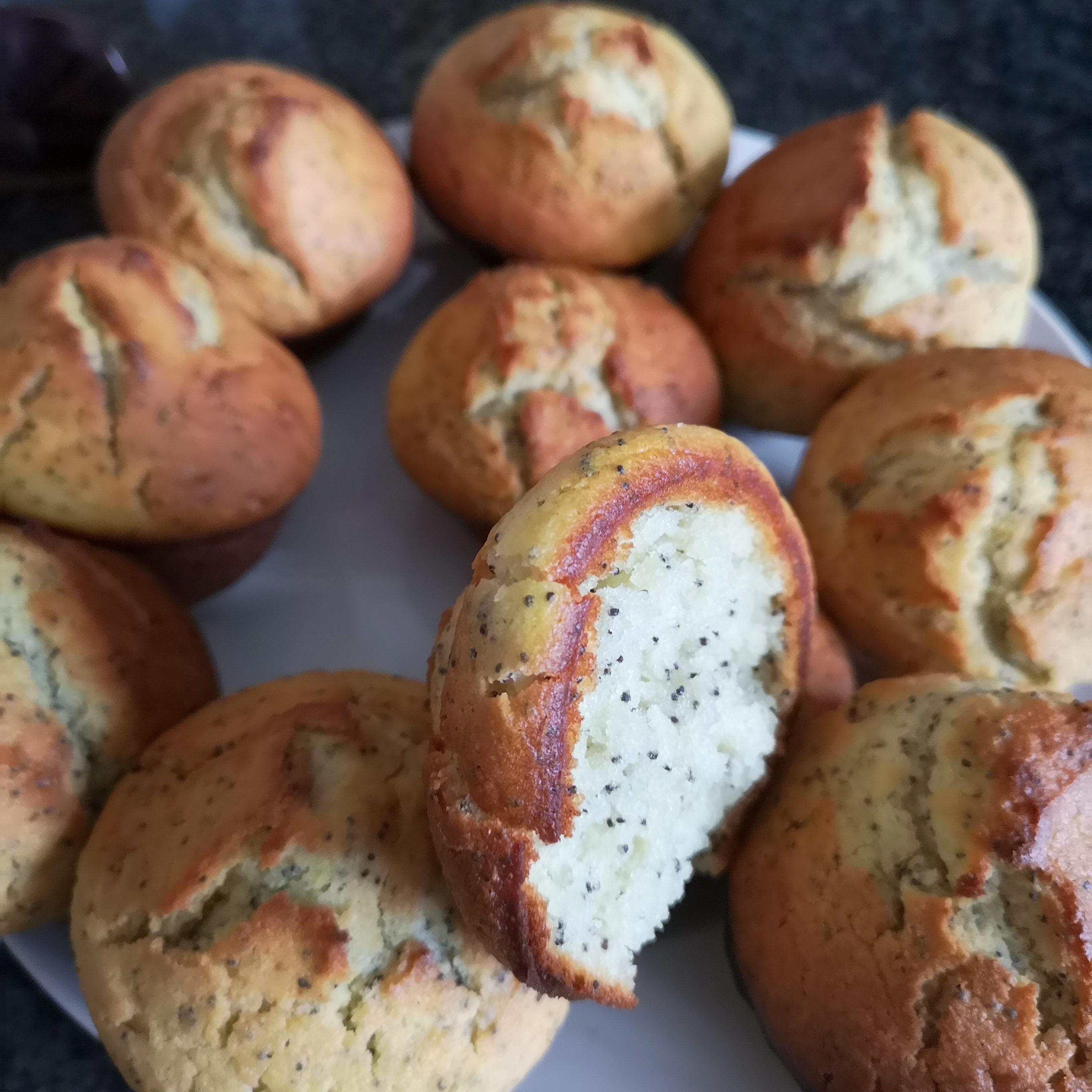 Lemon Poppieseed Muffins - Recipes - Snowflake